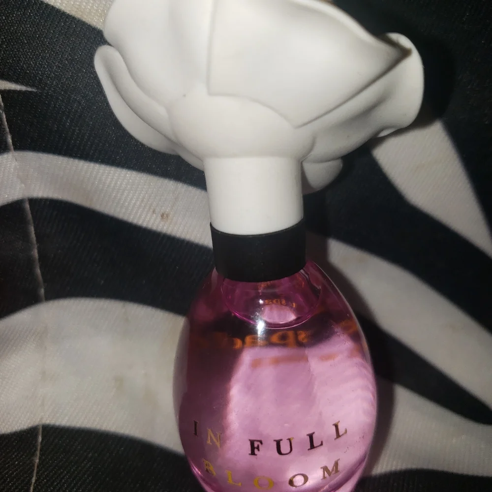 Women's Perfume (IN FULL BLOOM) by Kate Spade